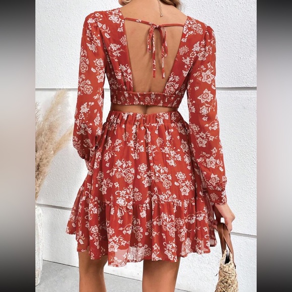 Boho floral print cutout long sleeve dress - Picture 5 of 10